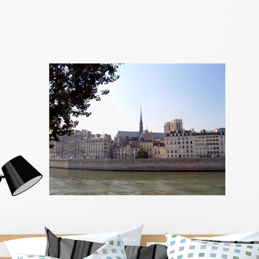 Ile La Cit Wall Decal