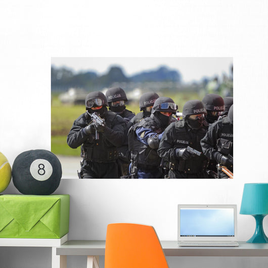 SWAT commando Wall Mural