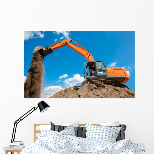 Excavator with Metal Tracks