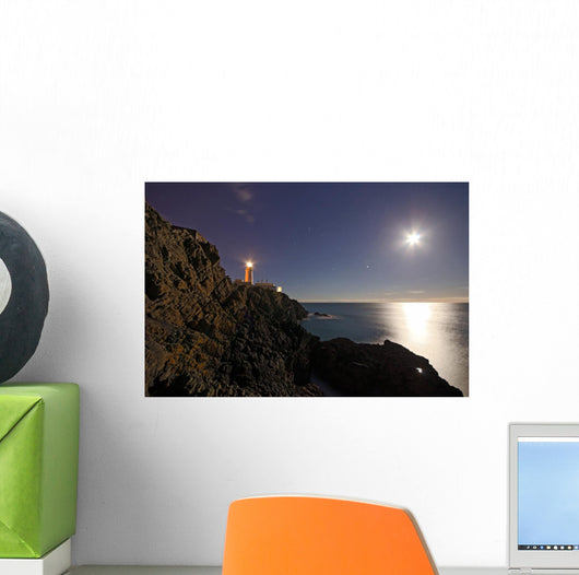 Lighthouse Top Cliffs