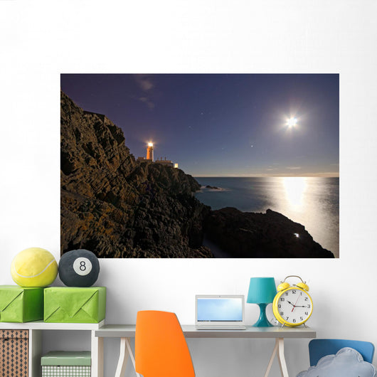 Lighthouse Top Cliffs