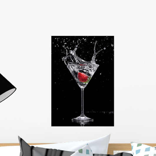 Martini Drink Splashing out