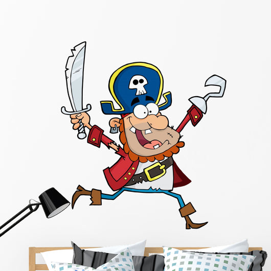 Running Pirate Holding up