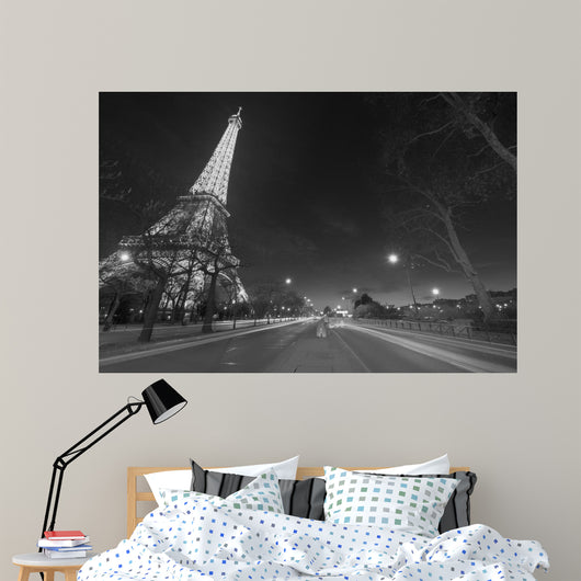 Eiffel Tower Shows Its