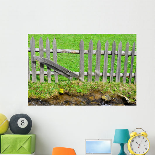 Wooden Palisade Fencing