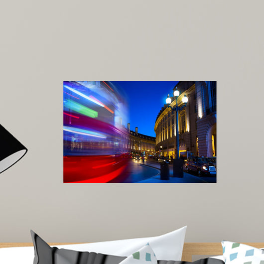 Art Double-decker Piccadilly Circus