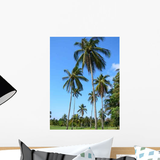 Palmeras En Campo Golf Wall Decal