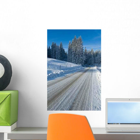 Route Enneige Vers La Wall Decal