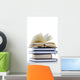 bücherstapel with open book