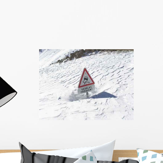 1562 Unintentional Humor Mountain Wall Decal