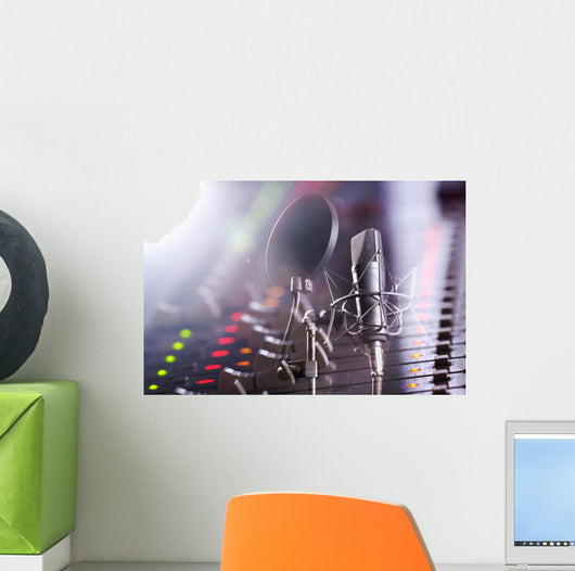 Studio Mischpult und Profi Mikrofon Wall Mural