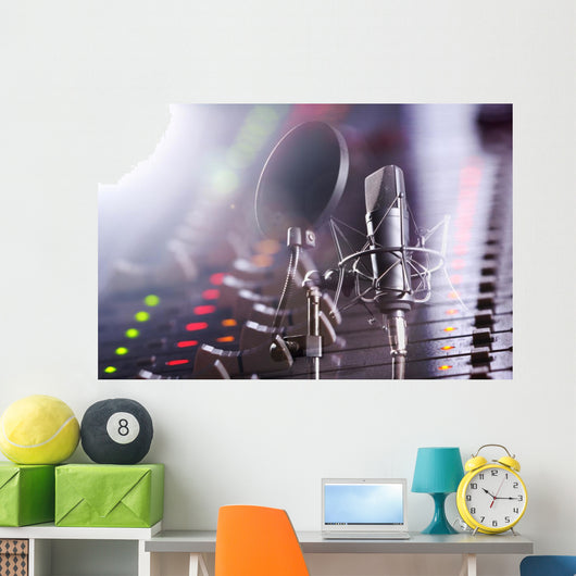 Studio Mischpult und Profi Mikrofon Wall Mural