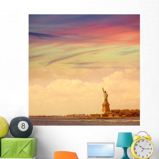Statue of Liberty New York American Symbol US Wall Decal