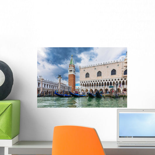 Piazza San Marco, Grand Canal, Doge's Palace in Venice, Italy Wall Decal