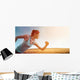 Joggerin läuft in sommer sonnenuntergang Wall Decal