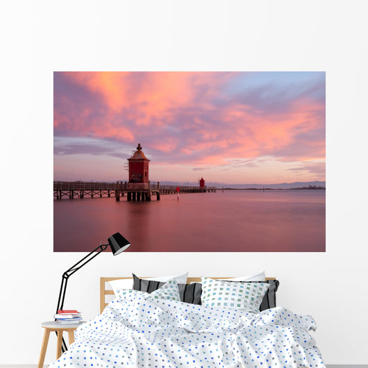 Alba al faro Wall Mural