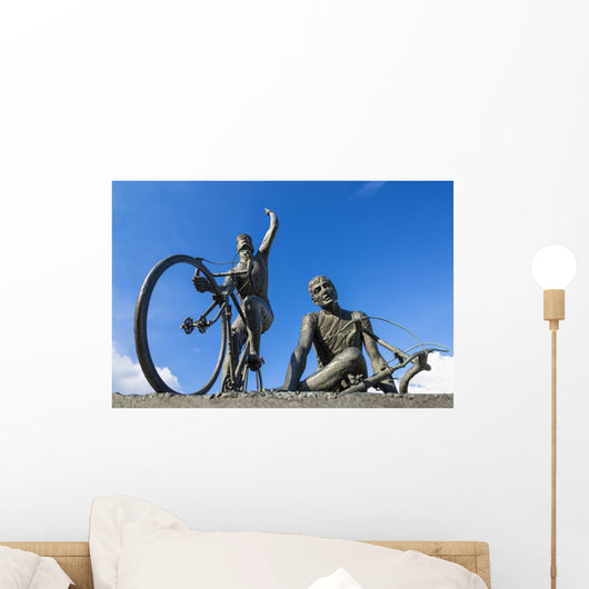 Monumento Al Ciclismo Wall Decal