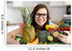 Teenager Umarmt Obst Und Wall Decal