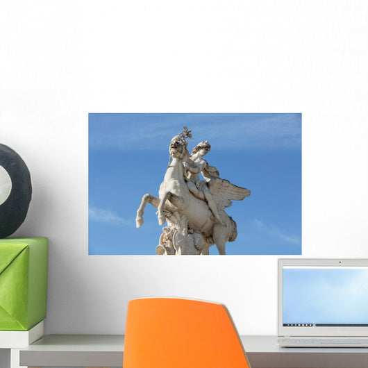 Antique Sculpture Jardin Des Wall Decal