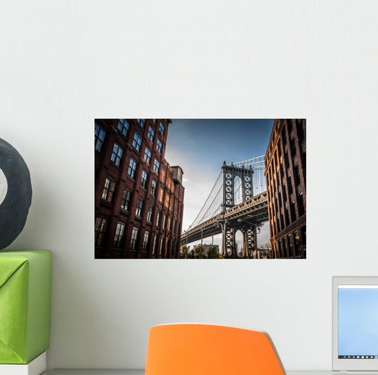 Manhattan Bridge Seen from Wall Decal