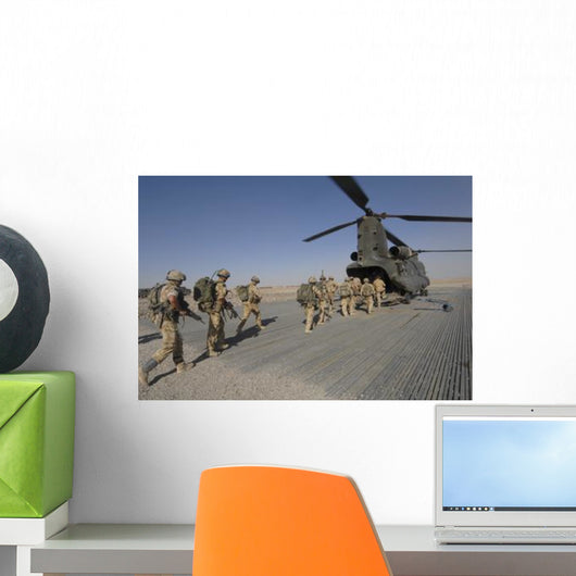 British Paratroopers Board Ch-47 Wall Decal