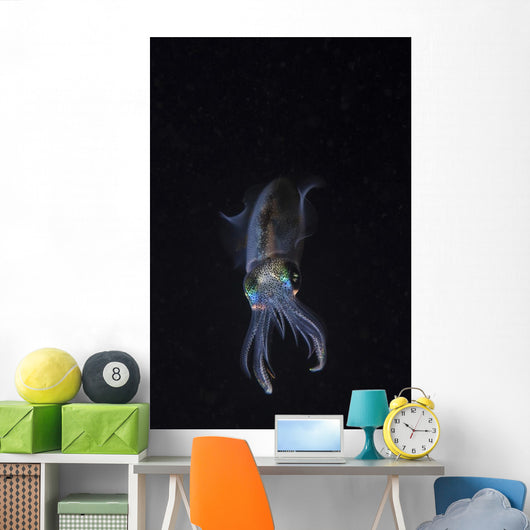 Reef Squid Hovers Vertical Wall Decal