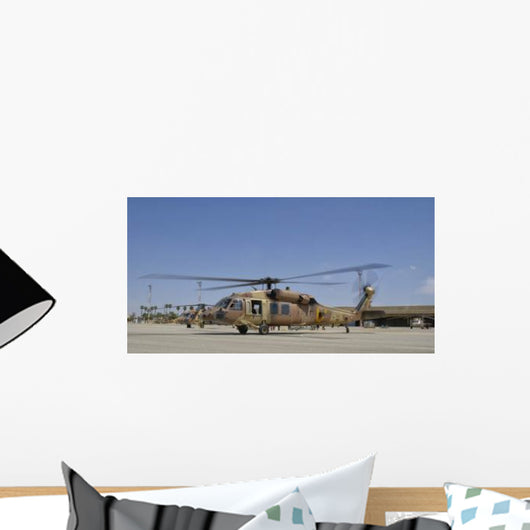 Uh-60 Black Hawk Yanshuf Wall Decal