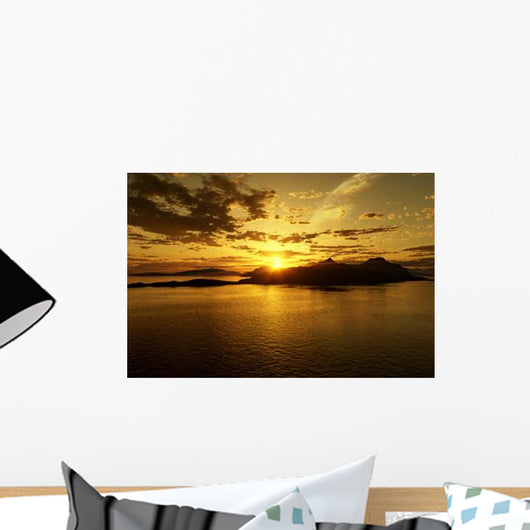 Gas Giant and Multiple Wall Decal