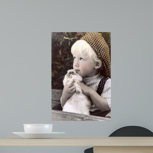 072 Bashful Buddies Wall Decal