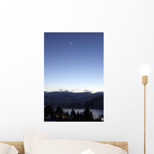 Moon and Venus Conjunction Wall Decal Design 4