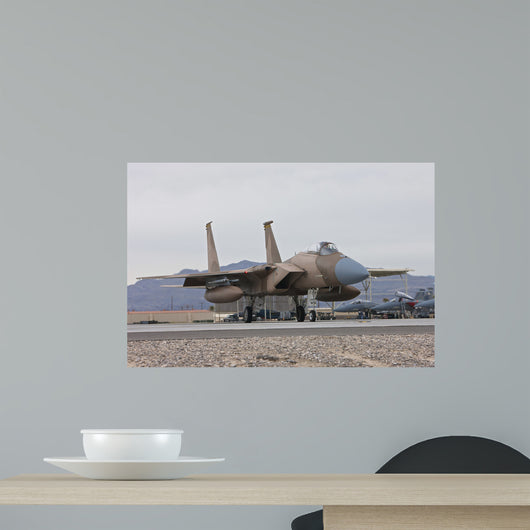 F-15c Eagle Taxis to Wall Decal Design 3