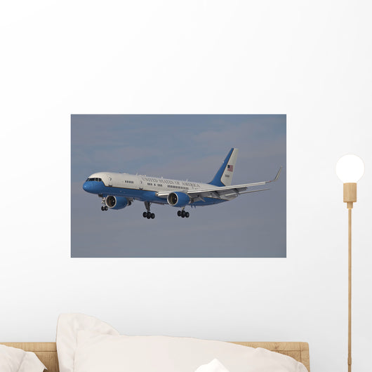 Boeing C-32a 89th Airlift Wall Decal