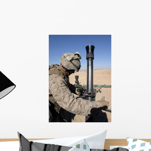 81mm Mortarman Adjusts Mortar Wall Decal