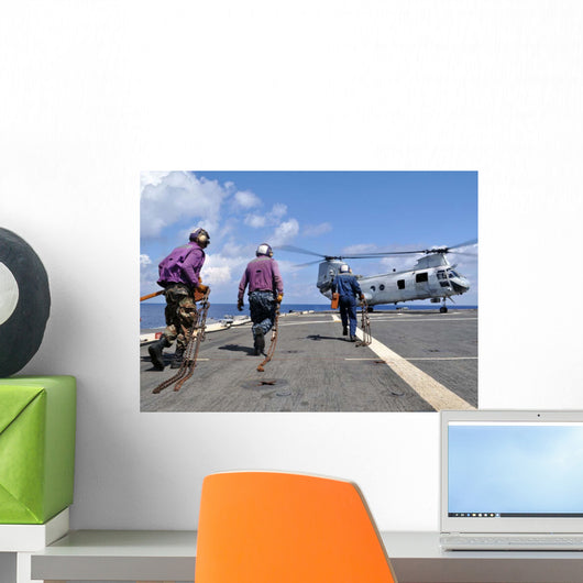 Sailors Rush to Chock Wall Decal