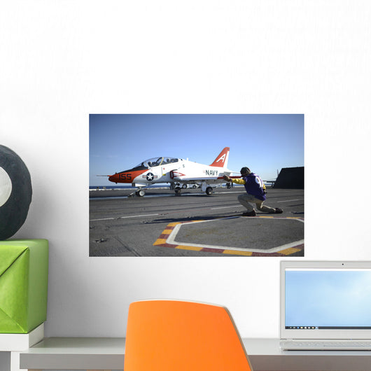 Shooter Signals to Pilot Wall Decal Design 1