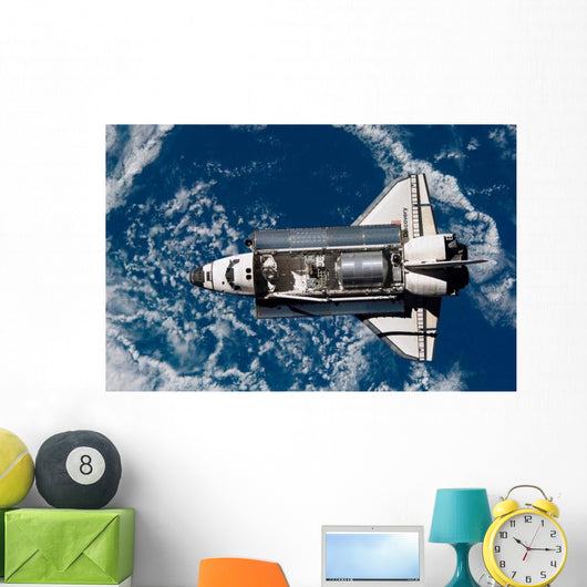 Space Shuttle Discovery Wall Decal Design 1