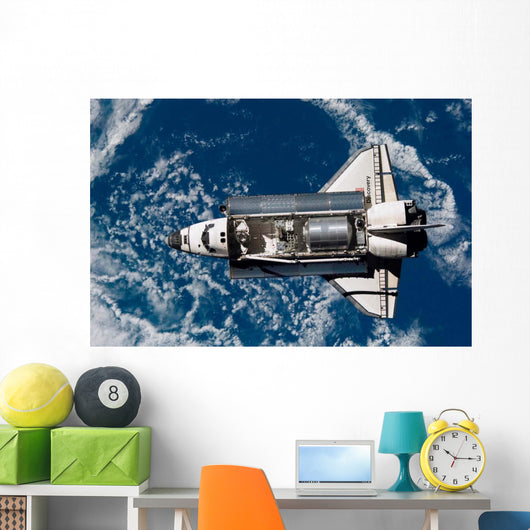 Space Shuttle Discovery Wall Decal Design 1