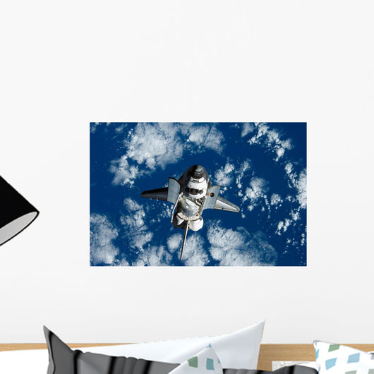 Space Shuttle Discovery Wall Decal Design 10