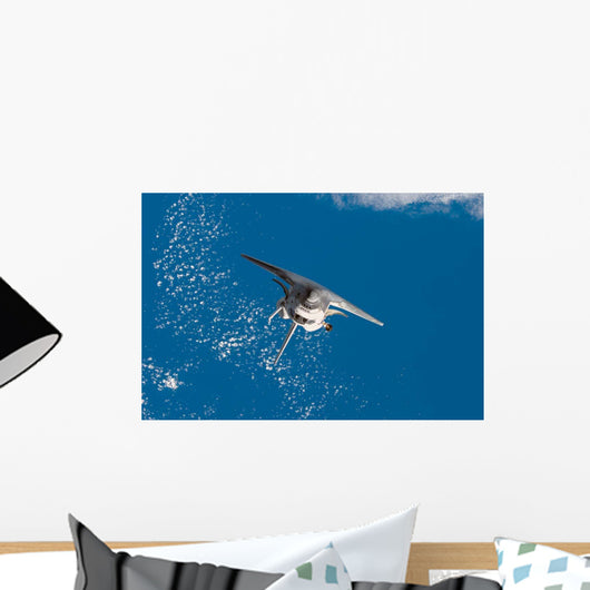 Space Shuttle Discovery Wall Decal Design 11