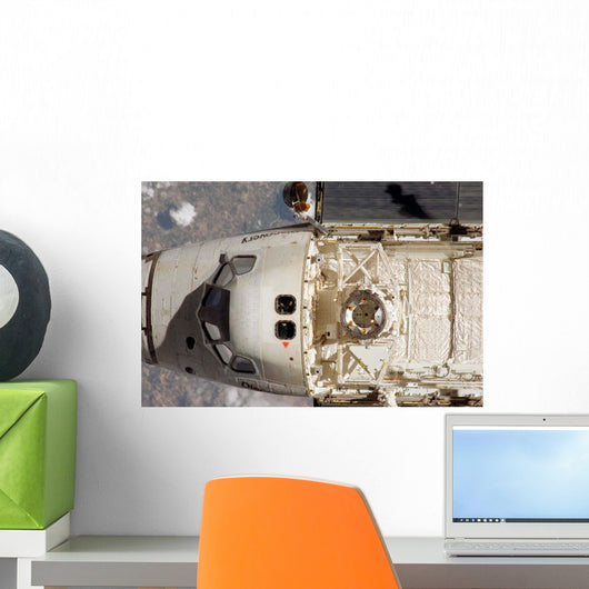Space Shuttle Discovery Wall Decal Design 17