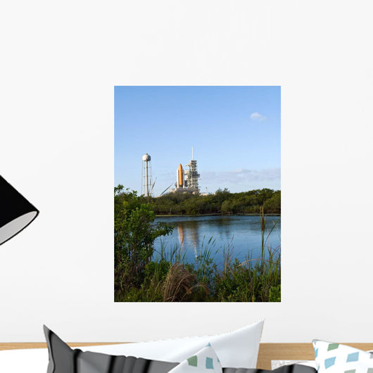 Space Shuttle Atlantis Sits Wall Decal Design 4