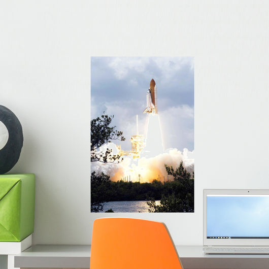 Space Shuttle Atlantis Lifts Wall Decal Design 42