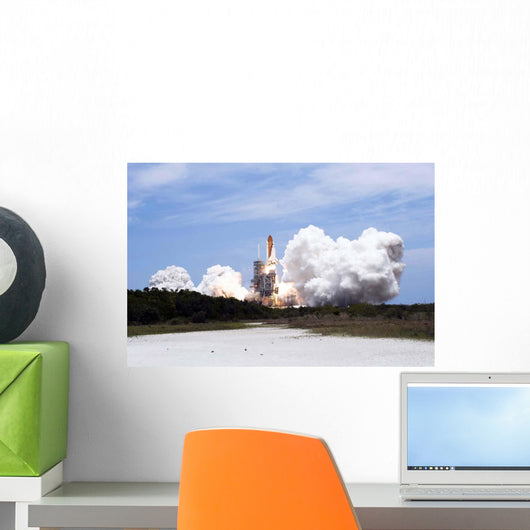 Space Shuttle Atlantis Lifts Wall Decal Design 40