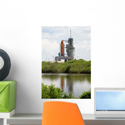 Space Shuttle Endeavour Sits Wall Decal Design 1
