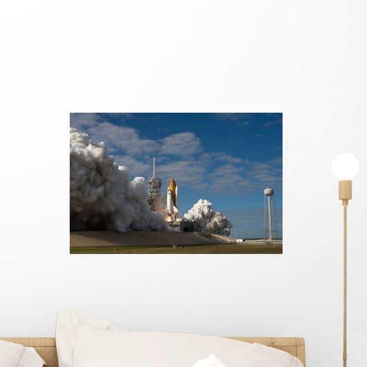 Space Shuttle Atlantis Lifts Wall Decal Design 21