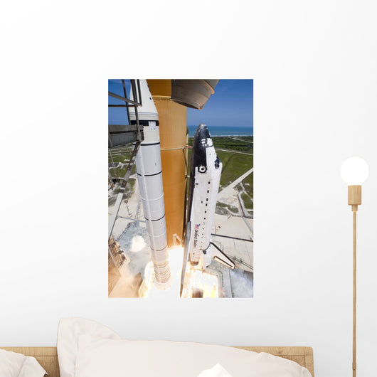 Space Shuttle Atlantis Lifts Wall Decal Design 4
