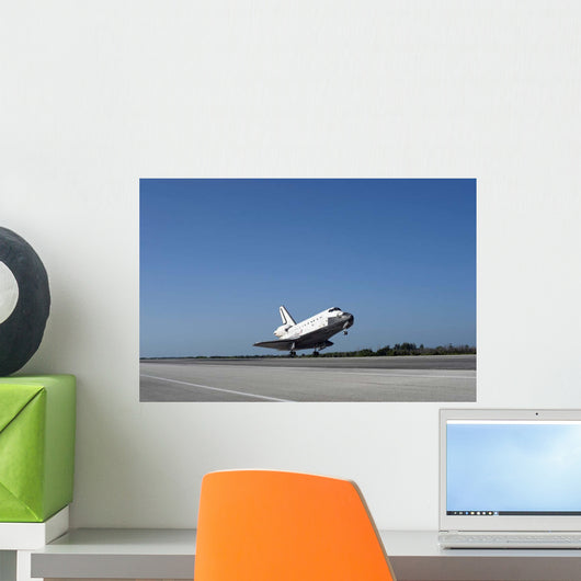 Space Shuttle Atlantis Approaching Wall Decal Design 2