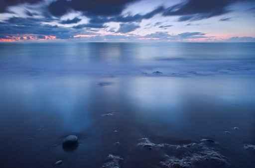Atardecer Azulado Wall Decal