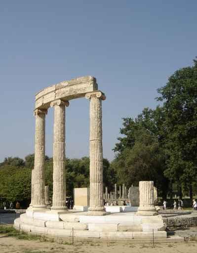 Olympie Wall Decal