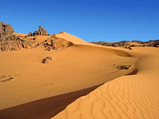 Hiking Djanet Wall Decal